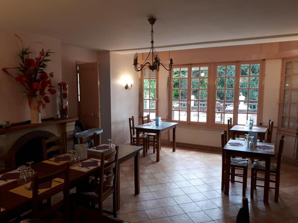 Restaurant & Chambres D'Hotes L'Eau Vive Fatouville-Grestain Eksteriør bilde