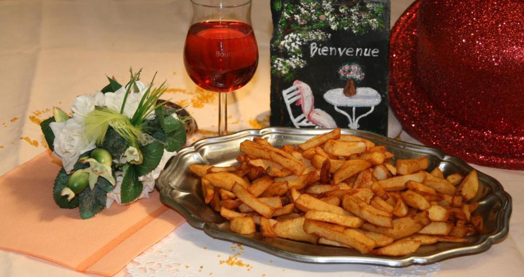 Restaurant & Chambres D'Hotes L'Eau Vive Fatouville-Grestain Eksteriør bilde